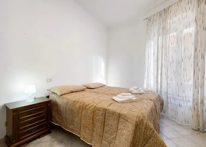 Apartamento Casa Rosa Loano